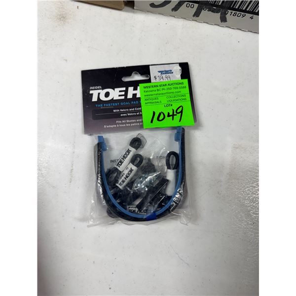 New goalie tow hooks