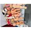 Image 4 : Dolls and stuffy's