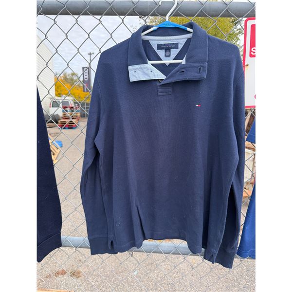 Tommy Hilfiger sweater size large