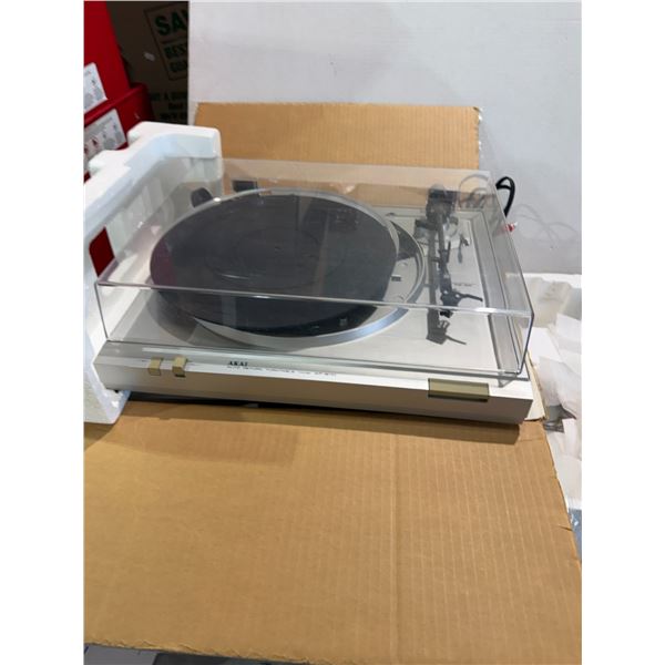 Aka, I model AP – B110 record player