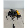 Image 1 : DeWalt tool