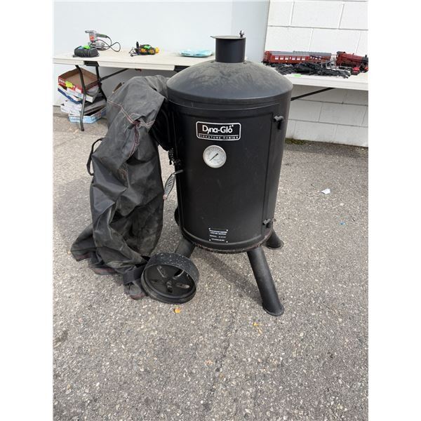 Dyna-Glo signature series limited edit smoker