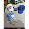 Image 1 : Caps