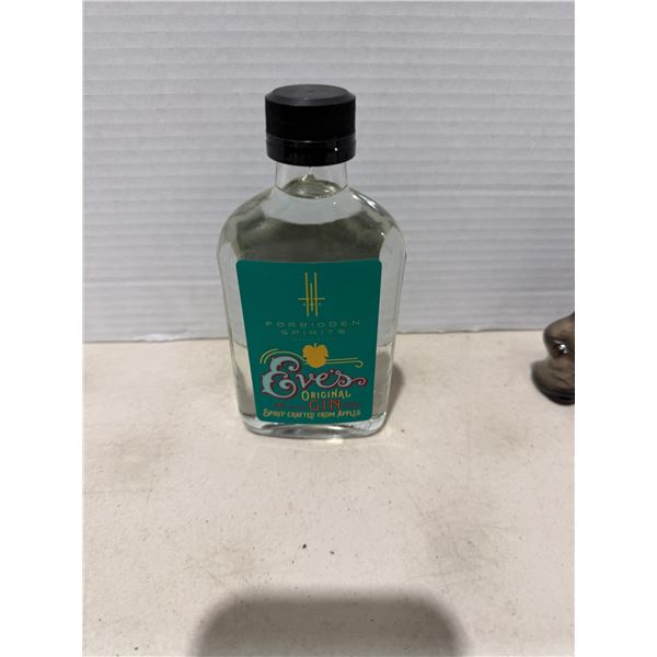 Eaves, original, gin, 200 ML must have valid ID