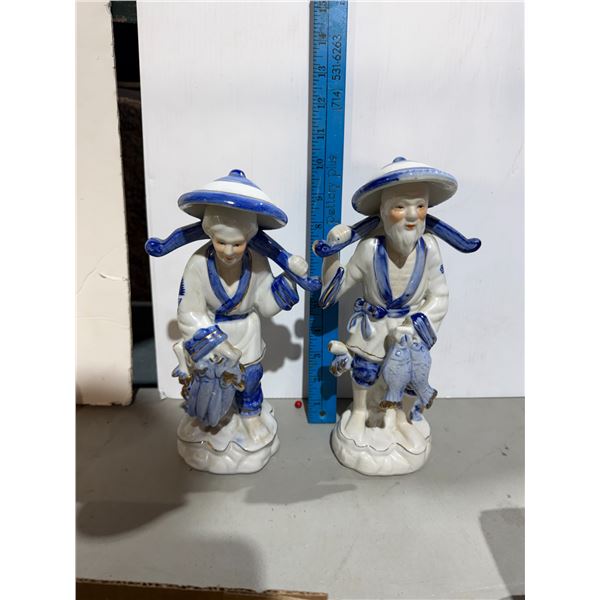 Figurines