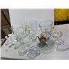 Image 1 : Vases and decor
