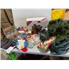 Image 1 : Christmas decor