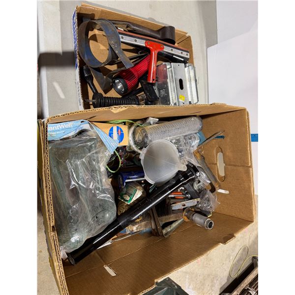Assorted garage related items