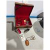 Image 1 : Jewelry box and contents