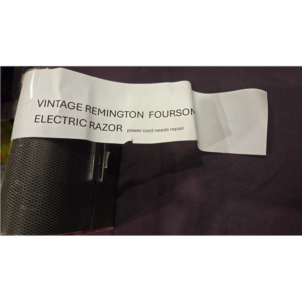 Vintage Remington razor