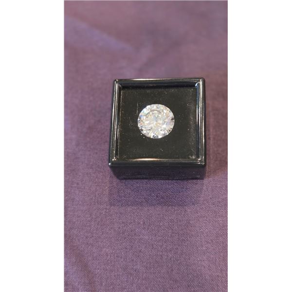 5.0ct Moissanite stone