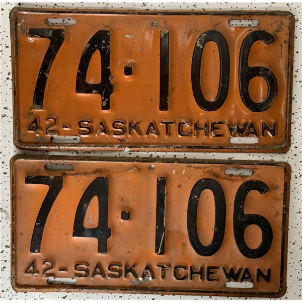 1942  Saskatchewan Matched License Plates