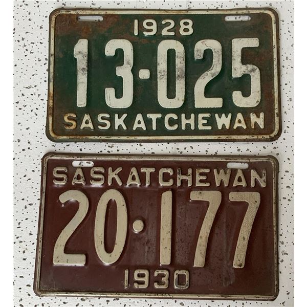 1928 and 1930 Saskatchewan License Plates