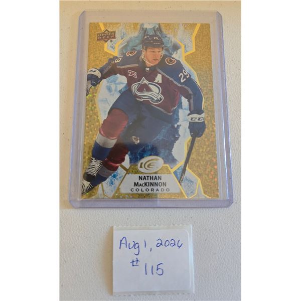 Nathan MacKinnon Gold Parallel Card