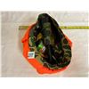 Image 3 : (2) Hunting Hats & Game Calls