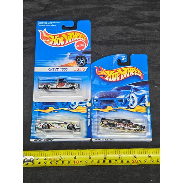 (3) HotWheels – 2000 #249 Porsche 911 GTI-98, 2000 #250 1959 Impala, 1996 First Editions Ch