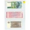 Image 2 : 3 Uncirculated Foreign Vinatage Bills