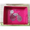 Image 2 : Fine Filigree Pendant Neckjlace and Earring Set Sliver Stone
