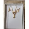 Image 2 : Tabi Gold Tone Necklace Earring Set