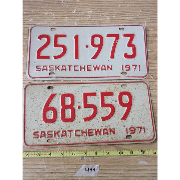 (2) 1971 Sask License Plates