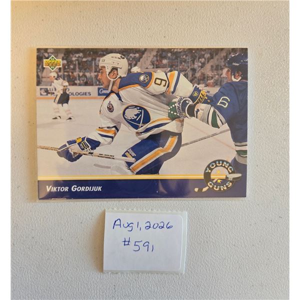 Viktor Gordijuk Young Guns Card
