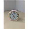 Image 4 : 3 Vintage alarm clocks, all work