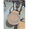 Image 3 : 19.5" round carved table, with 2 wooden chairs