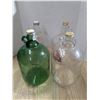 Image 1 : 4- 1 gallon jugs