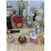 Image 3 : Vintage Avon perfume bottles, mixed