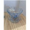 Image 2 : Blue glass dishes