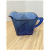 Image 4 : Blue glass dishes