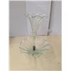 Image 1 : Antique glass epergne, flower vase with bowl/stand