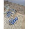 Image 2 : 8 glass flowers
