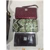 Image 2 : 2 purses with 5 ladies wallets
