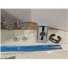 Image 5 : Mixed jewellery lot, copper bracelets, pendants, etc