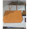 Image 2 : 2 purses, one wallet