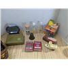 Image 1 : Basket of collectibles