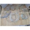 Image 5 : Clear glass, dishes, vases, etc