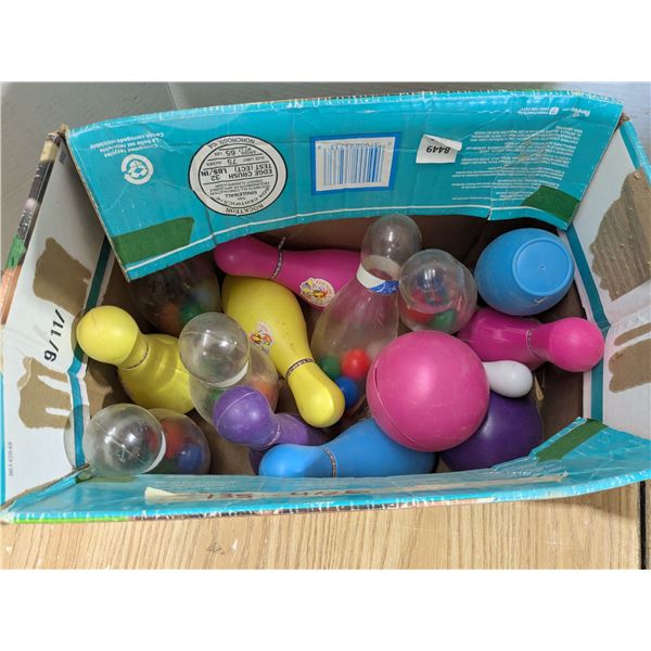Vintagte bowling toys