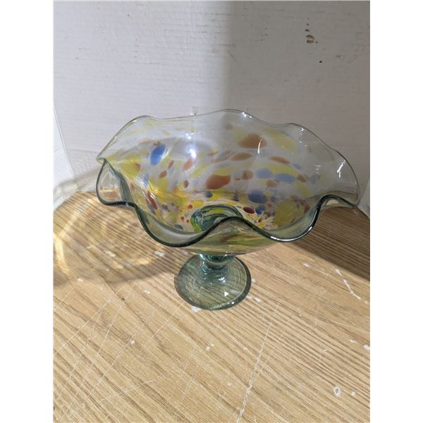 Glass fruit bowl, 10"