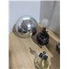 Image 2 : Lamps and light fixtures