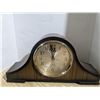 Image 1 : Mantle clock, battery operated