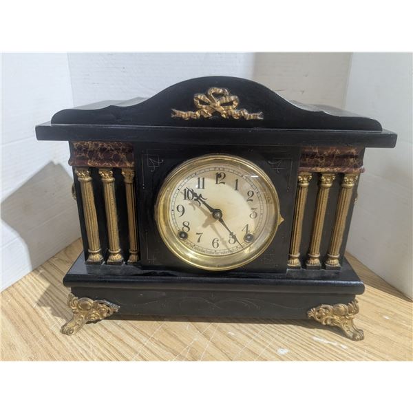 Vintage "sessions" mantle clock