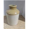 Image 1 : Stoneware jug, cracked