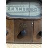 Image 2 : Vintage radio, "Macleods, Arcadia"