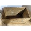 Image 3 : Vintage wooden dynamite crate
