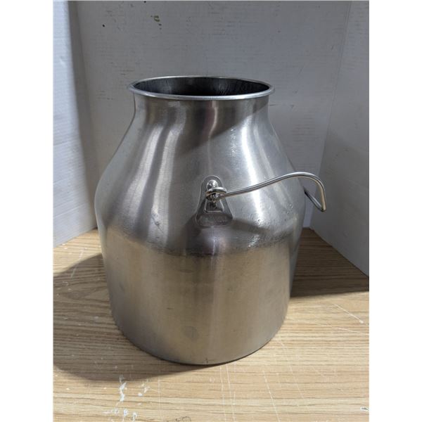 DeLaval Dairy can, stainless, 12"x14"