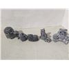 Image 1 : 5 stone carvings - owls
