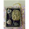 Image 2 : Vintage lockets, gold tone