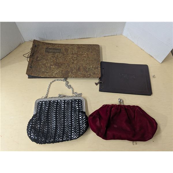 2 photo albums with two clutches